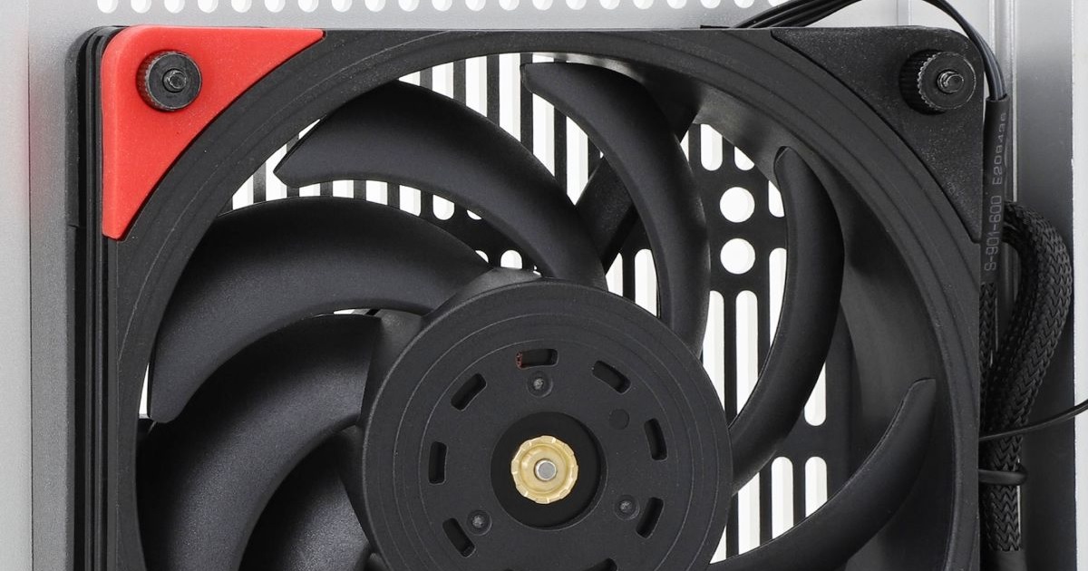 TL-B12 Extrem: New Fan By Thermalright With 3,150 Rpm - HWCooling.net