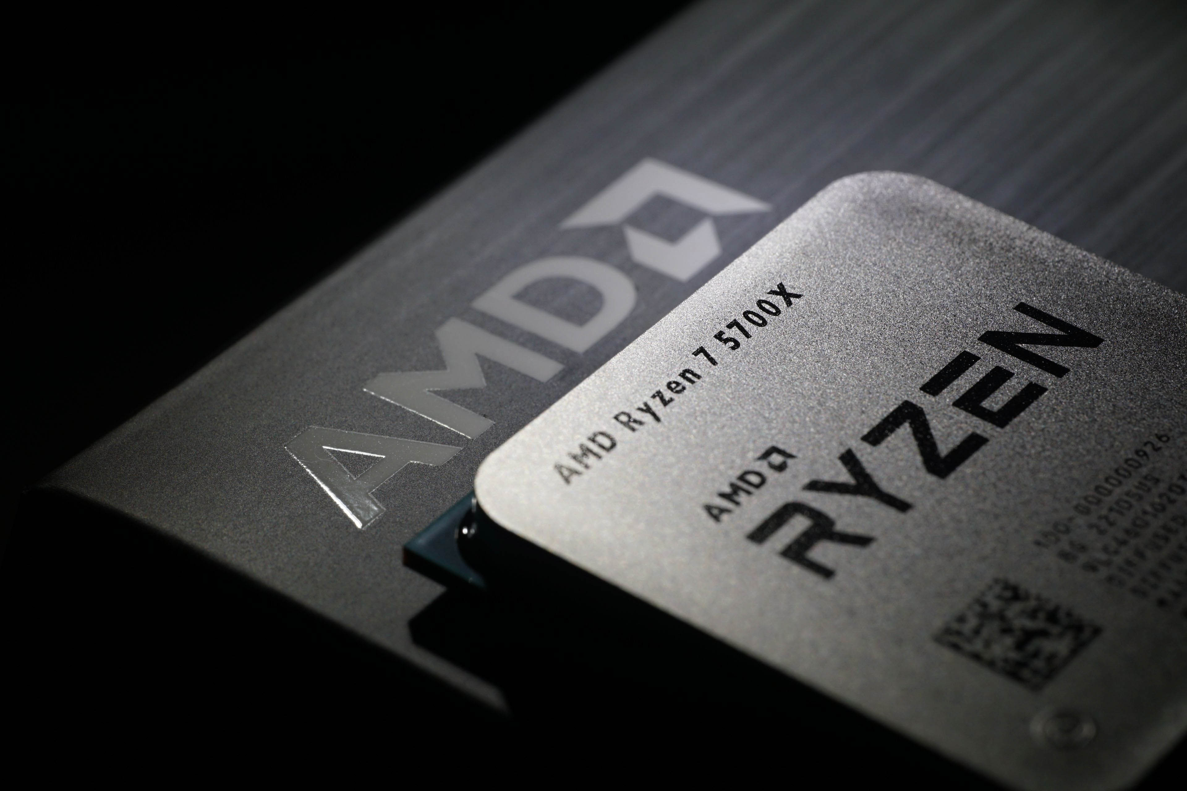 AMD AM4 Ryzen 7 3800X CPU Grey
