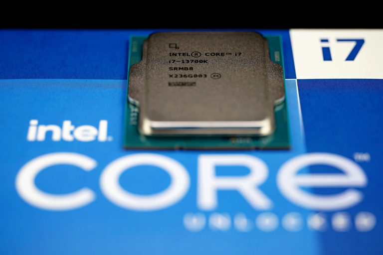 Intel Arrow Lake And Lunar Lake CPUs Will Reportedly Drop HT ...